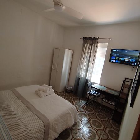 Malaga Center Rooms מראה חיצוני תמונה