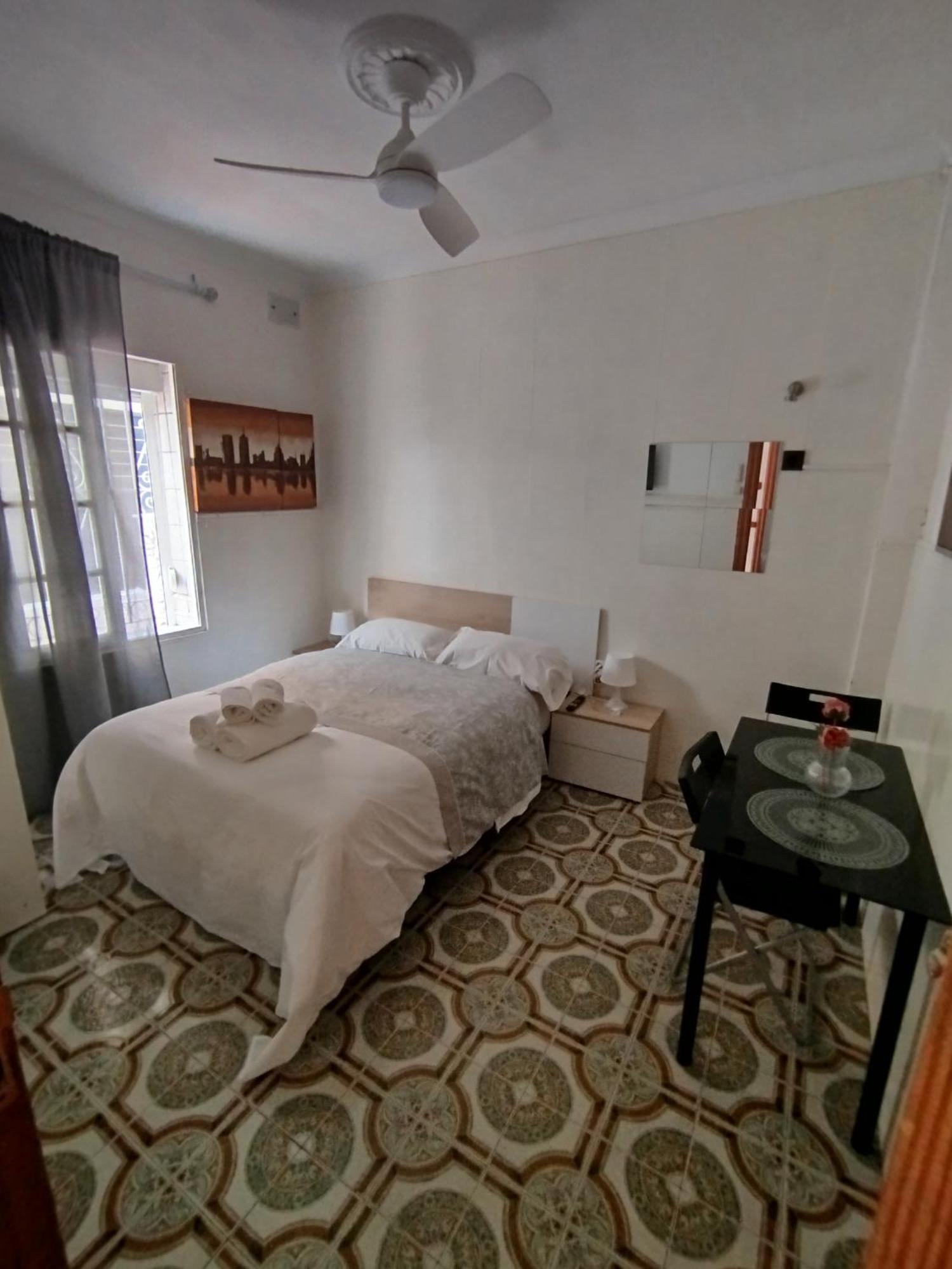 Malaga Center Rooms מראה חיצוני תמונה